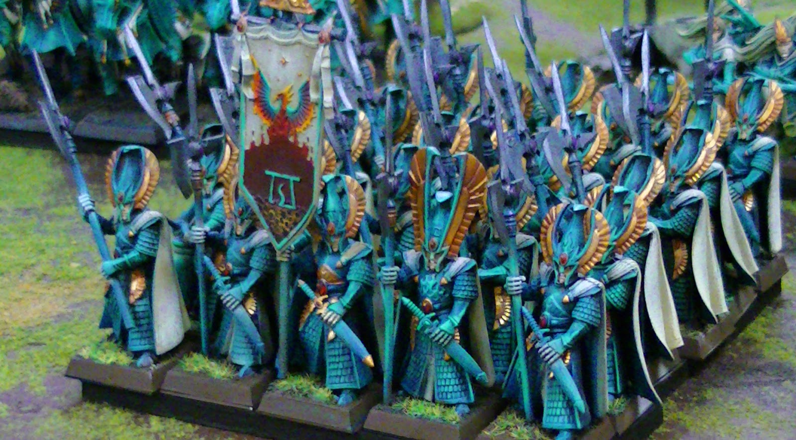 Армия эльфов Warhammer