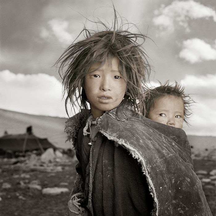 10. Phil Borges - Top 10 Most Famous Portrait Photographers In The World 10. Phil Borges - Top 10 Most Famous Portrait Photographers In The World