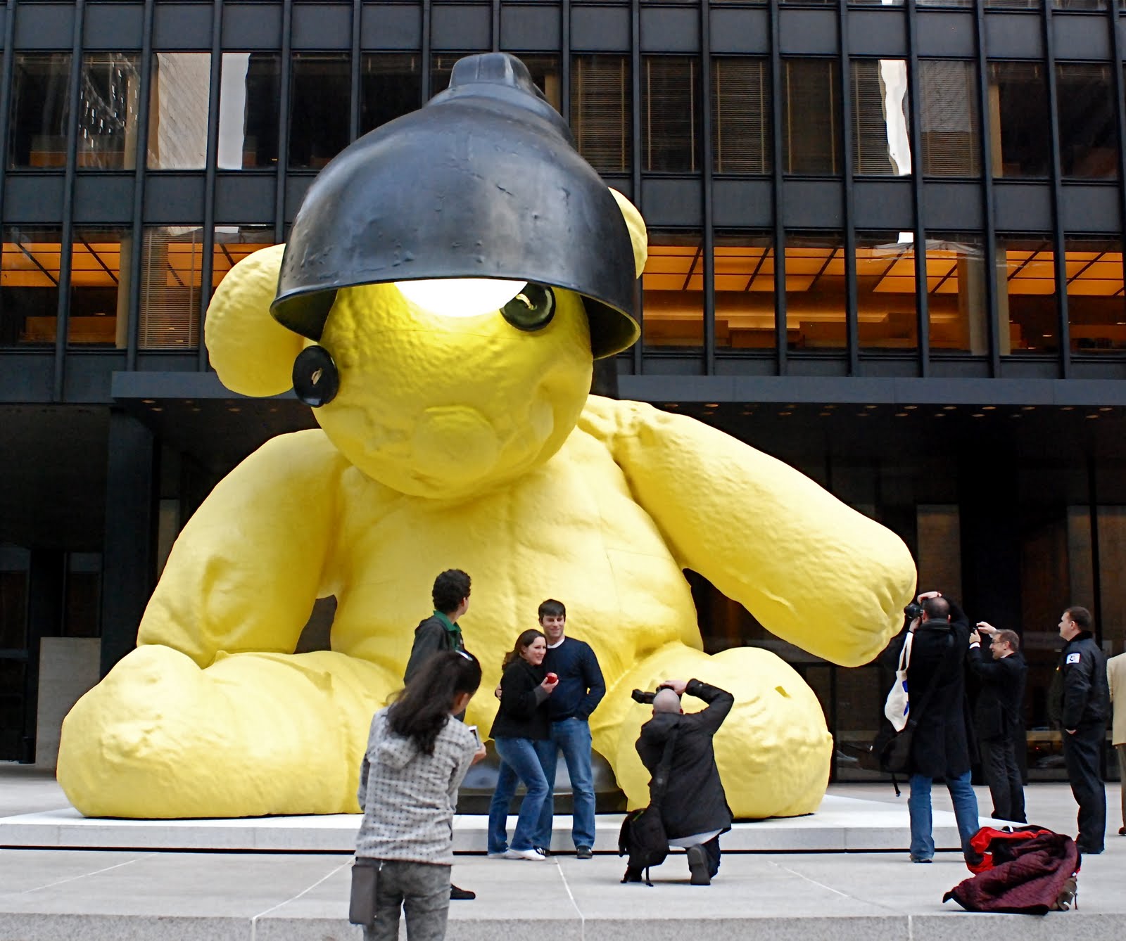 NYC ♥ NYC Giant Yellow Teddy Bear Sculpture By Urs Fischer At Seagram