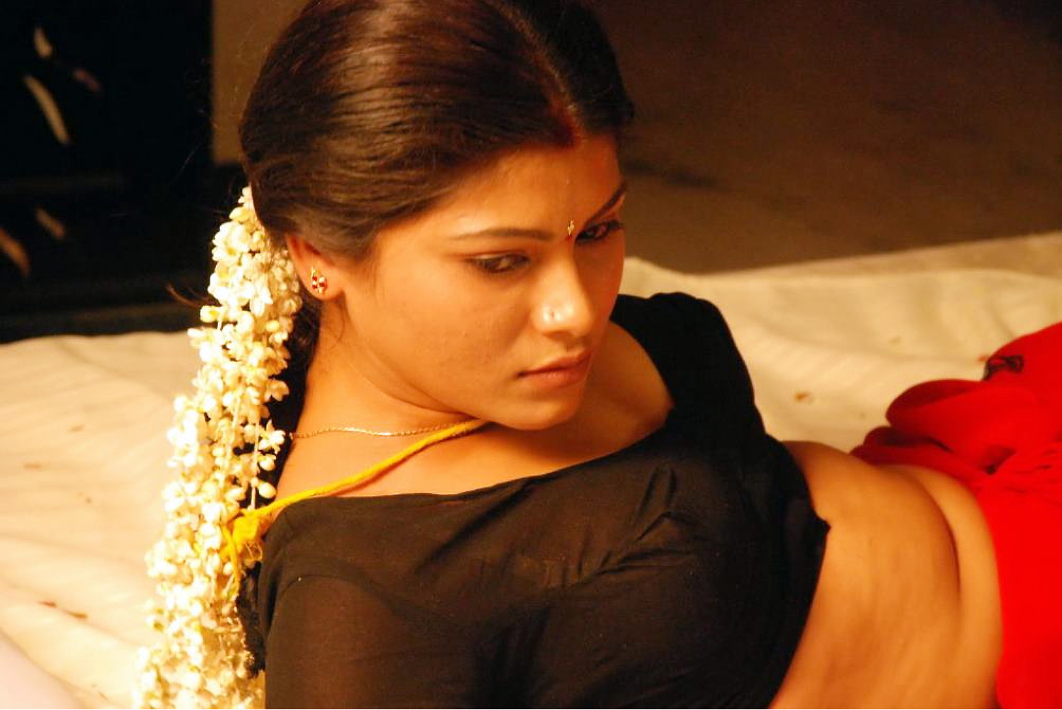 Indian b grade actress best adult free pictures