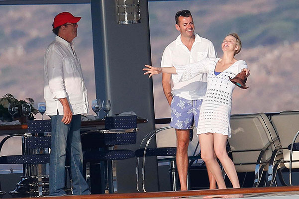 Princess+Charlene+is+resting+with+friends+on+a+yacht+in+Italy_2.jpg