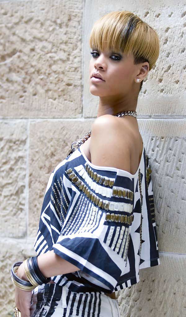 Rihanna Bowl Cut Celebrities style
