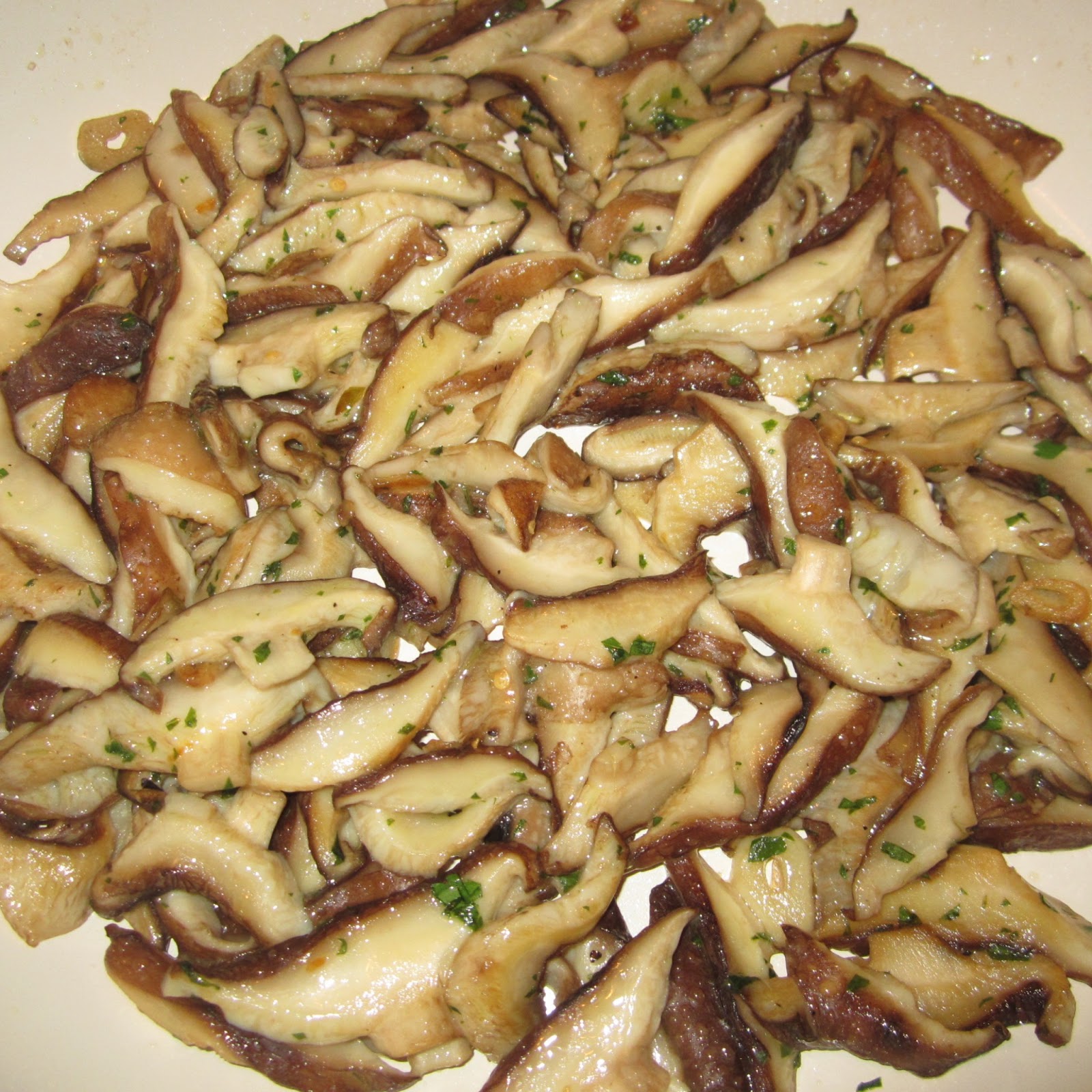 LAS RECETAS DE LA NENA SETAS DE CARDO AL AJILLO