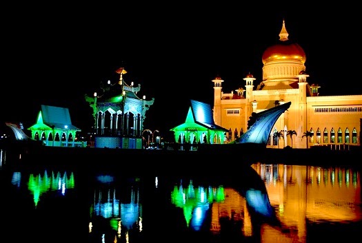 Masjid Sultan Omar Ali Saifuddin | Brunei Darussalam ...