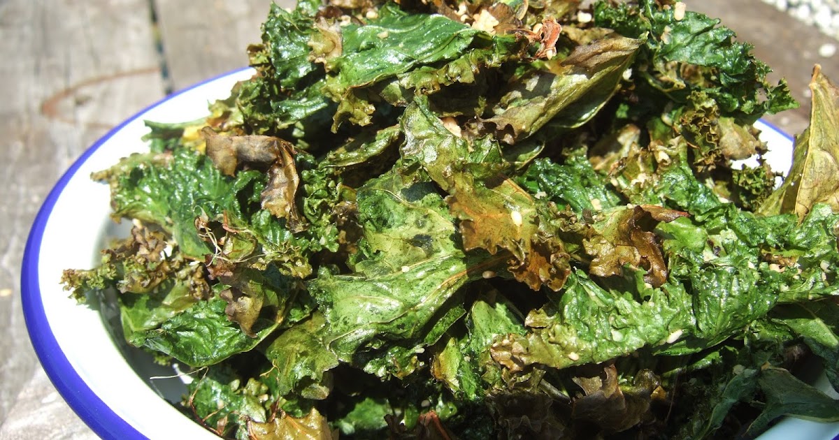 Gomasio kale crisps (kale chips for our American friends!) Ellie's