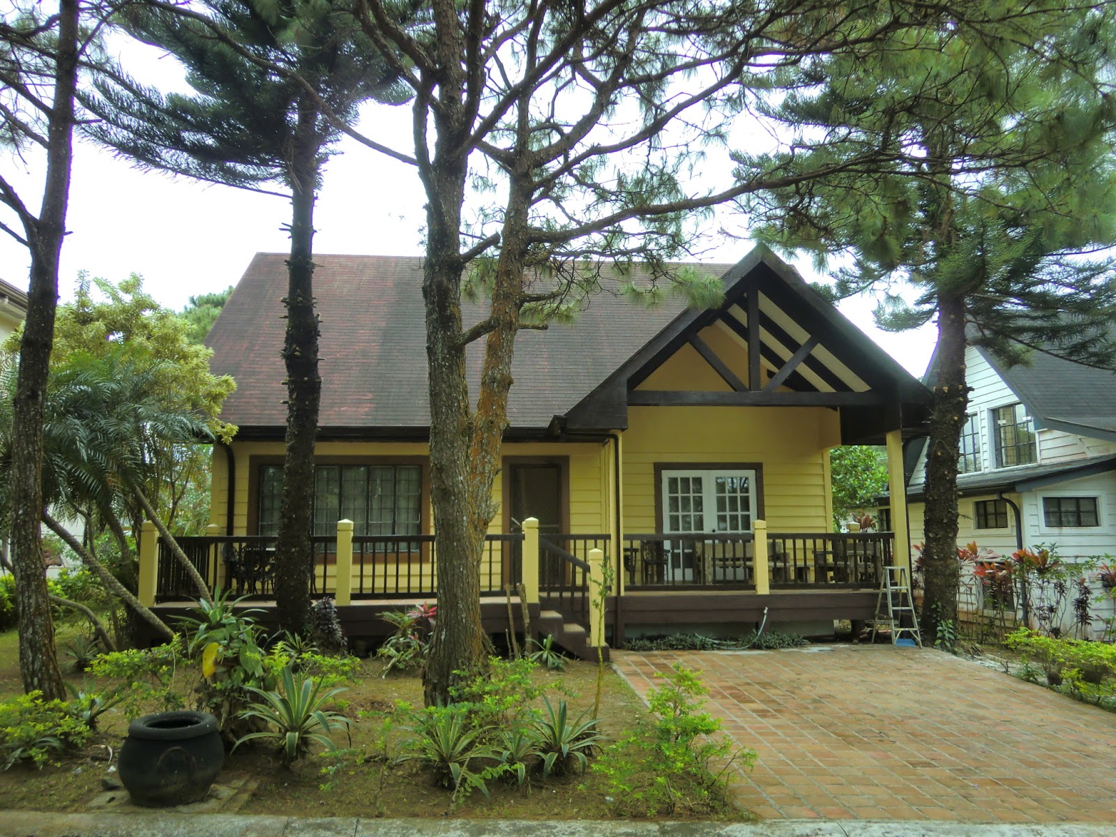 Real Estate Philippines TAGAYTAY HIGH GROVE American Country Home