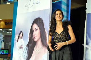 Katrina Kaif @  unveil of Nakshatra's new logo