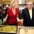Pamela Anderson promueve alimentos vegetarianos en la cárcel