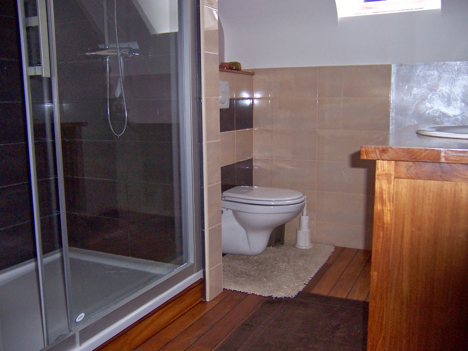 Michel le coz agencement & décoration: salle d'eau chocolat/taupe/bois