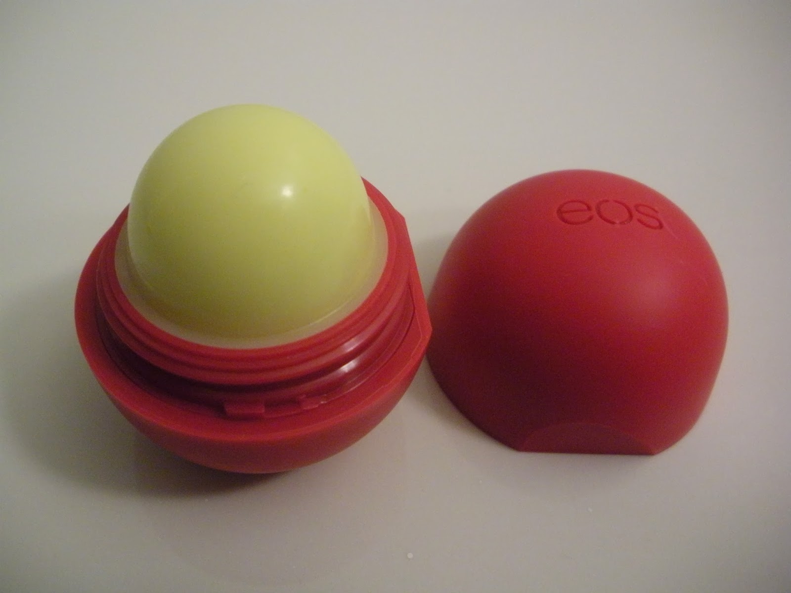 Beauty Bits and Bobs EOS Smooth Sphere Lip Balm Review