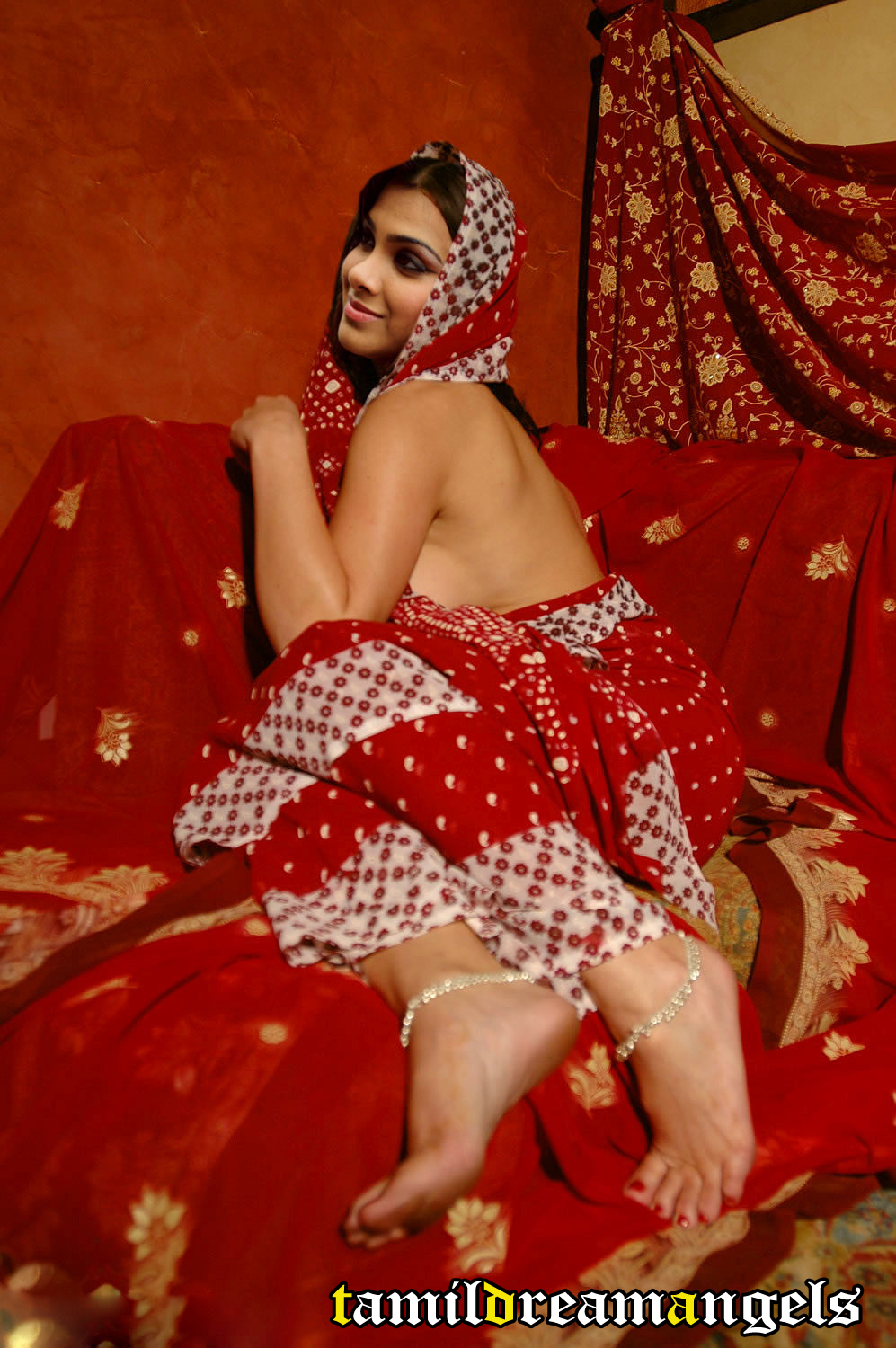 naked native women with hairy pussies nude women in pubic