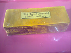 Kek lapis Sarawak (Coklat Cadbury)