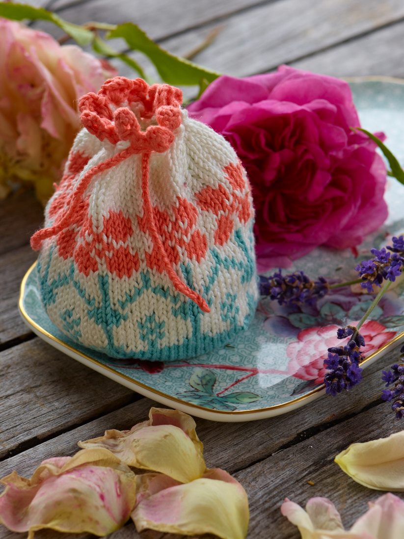 After Hours... Arne & Carlos "Knit and Crochet Garden" new book on