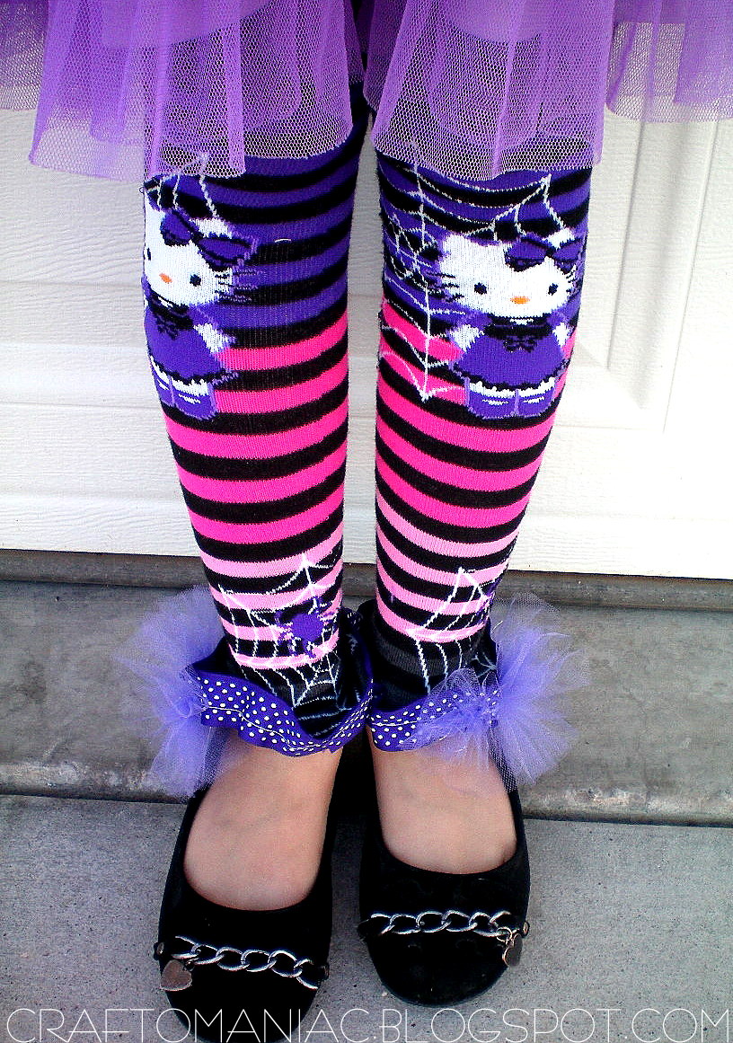 Hello Kitty - We ♥ Legwarmers! What a fashionable alternative to