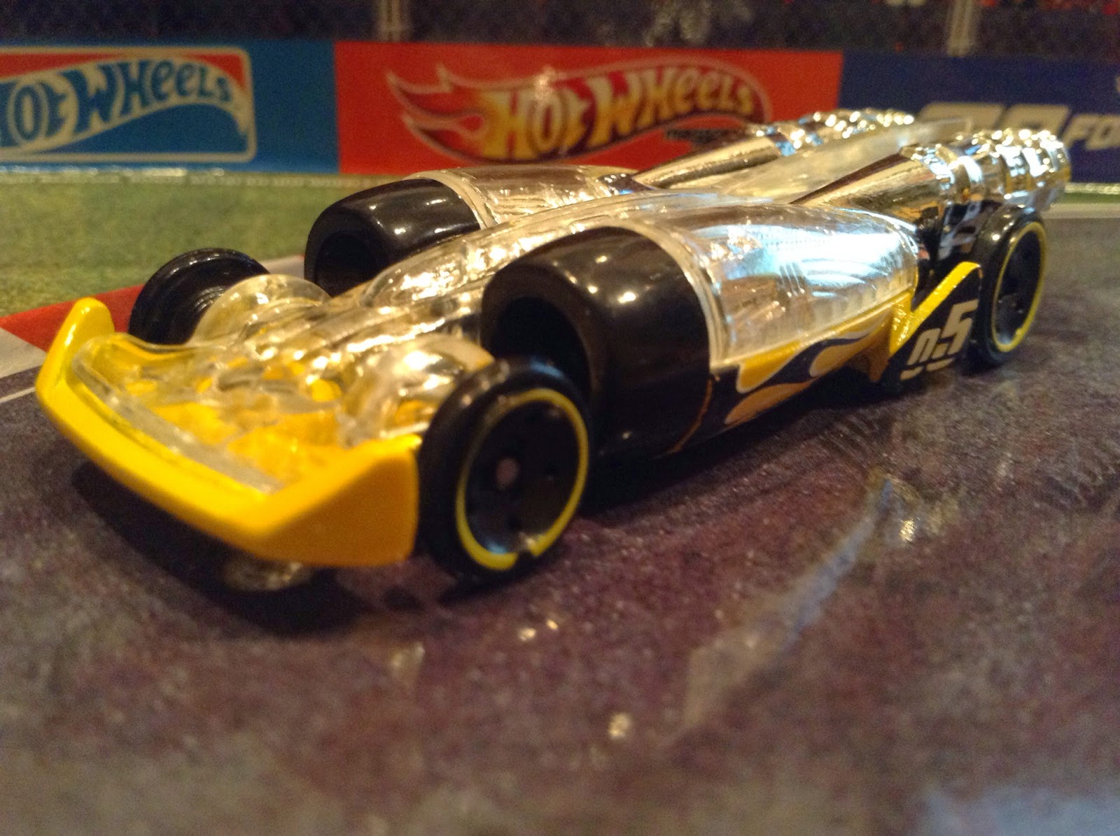 Julian's Hot Wheels Blog 4Ward Speed & Salt Shaker