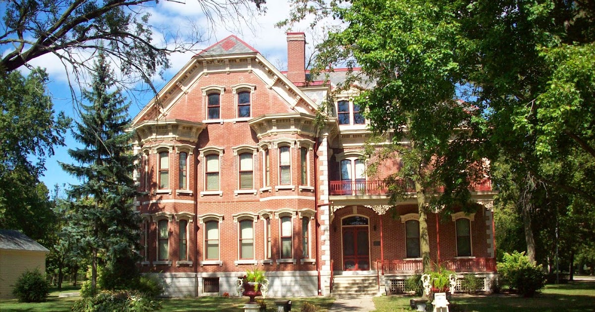 Life in Altamont Wright's Mansion Tours