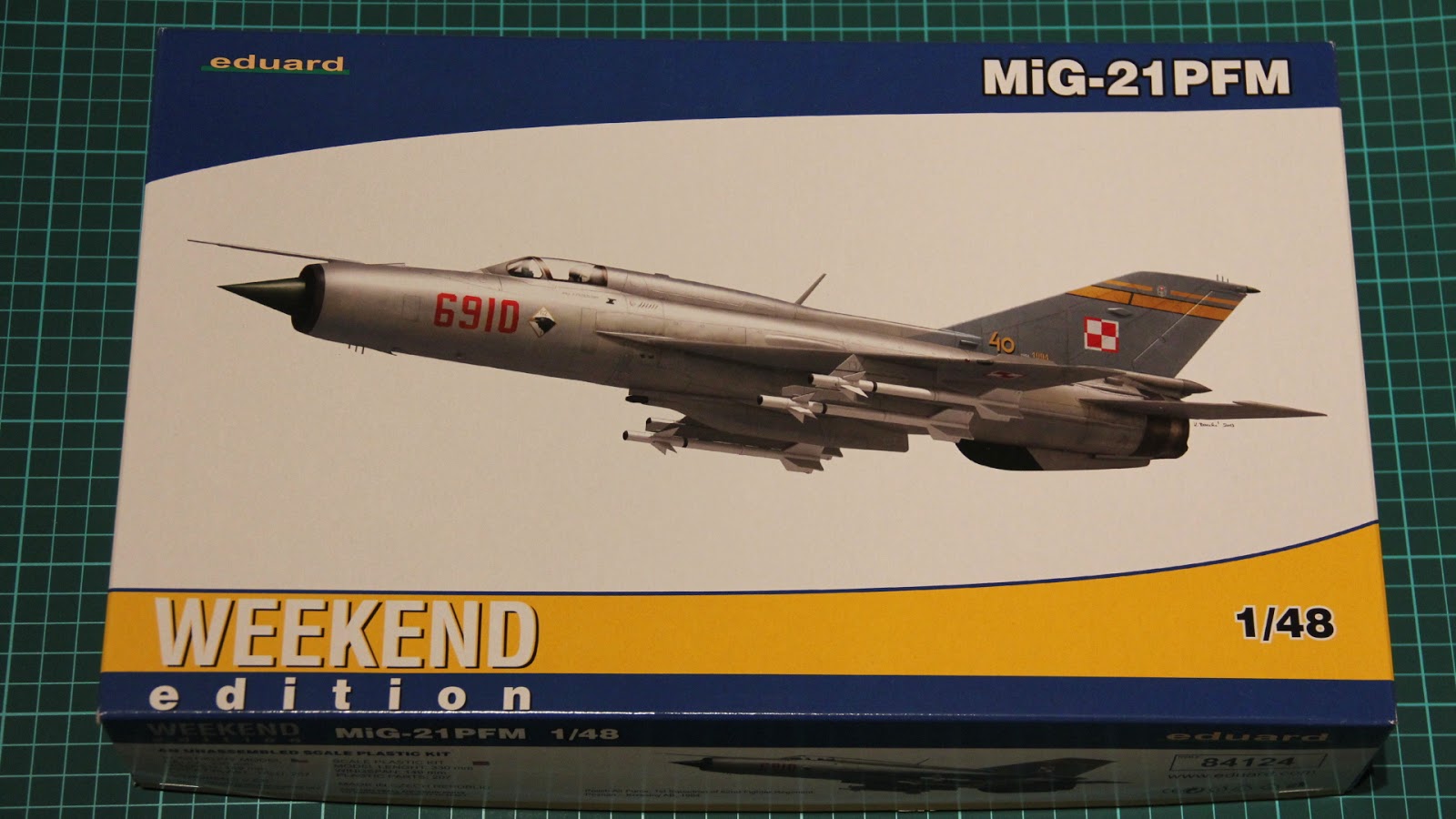 Eduard Plastic Kits 84124-1:48 MiG-21 PFM Weekend Neu 