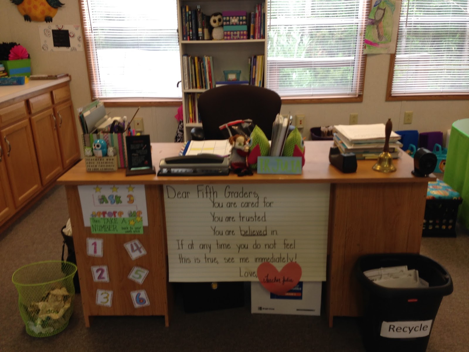 Essay about i am an old desk in a classroom and this is my story 06 image