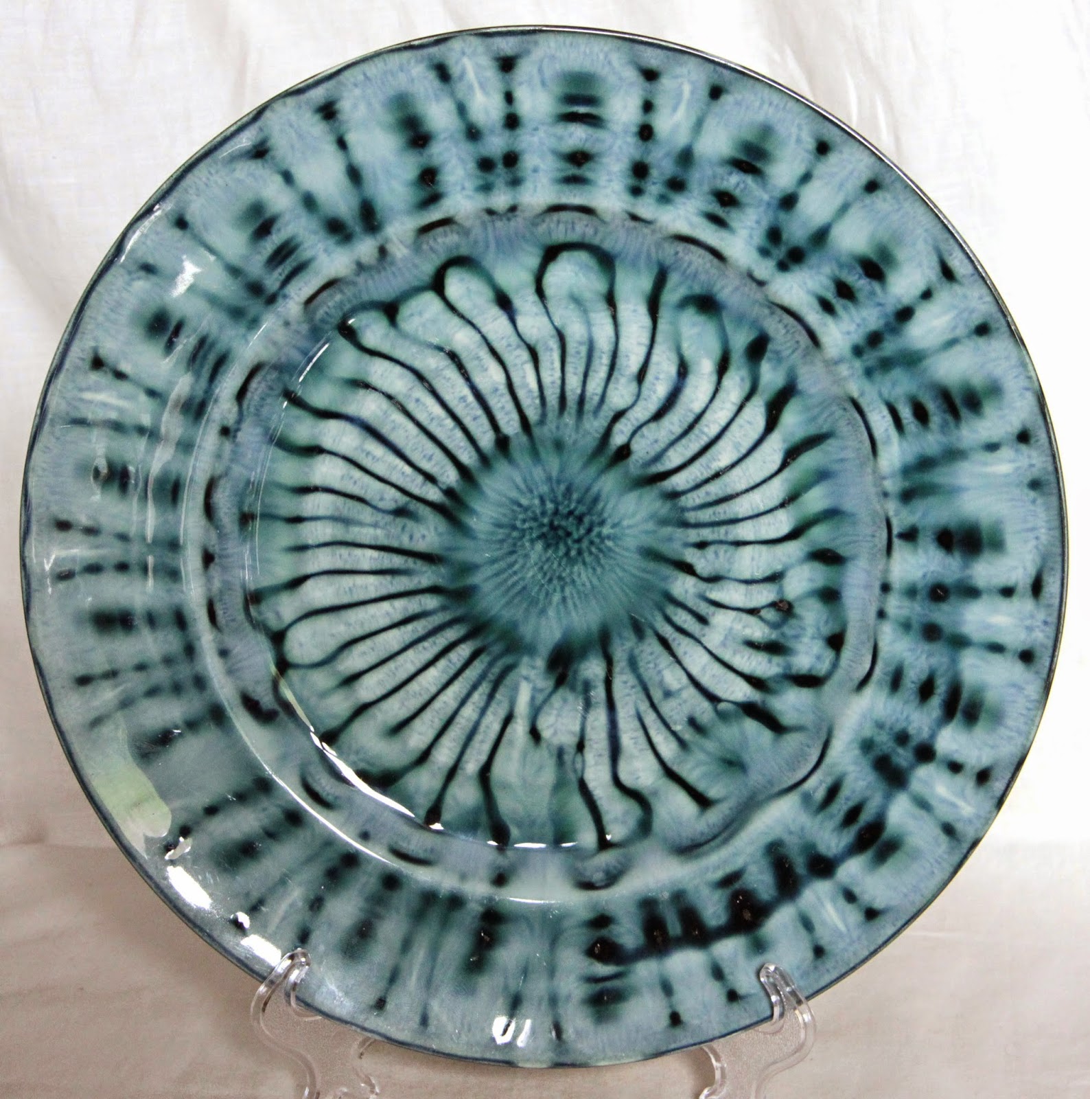 Curio Gifts Vintage Welsh Art pottery Plate Bwthyn Pottery, Barmouth