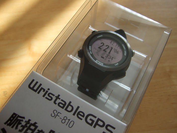 EPSON Wristable GPS SF-810B 脈拍機能搭載時計