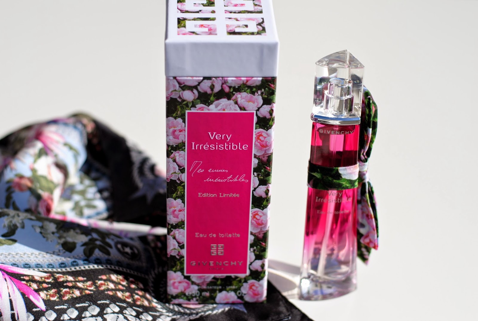 I AM A FASHIONEER: GIVENCHY - VERY IRRESISTIBLE