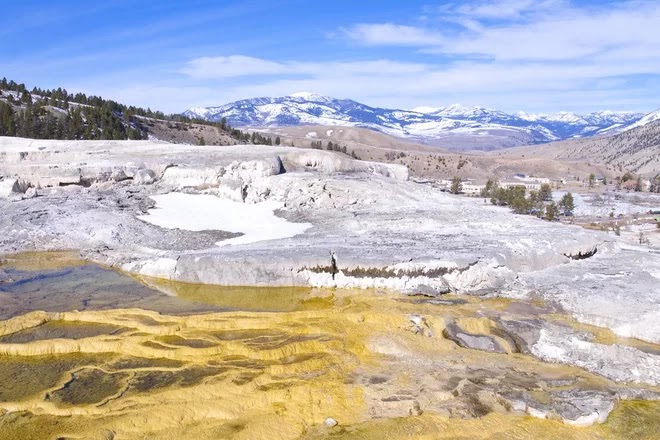What Would Happen If Yellowstone's Supervolcano Erupted?