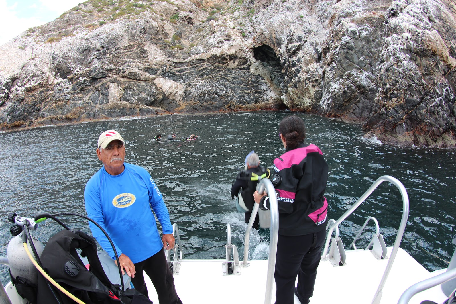 Orange County Dive and Photo, Dive Shop Sales Service Travel with PADI