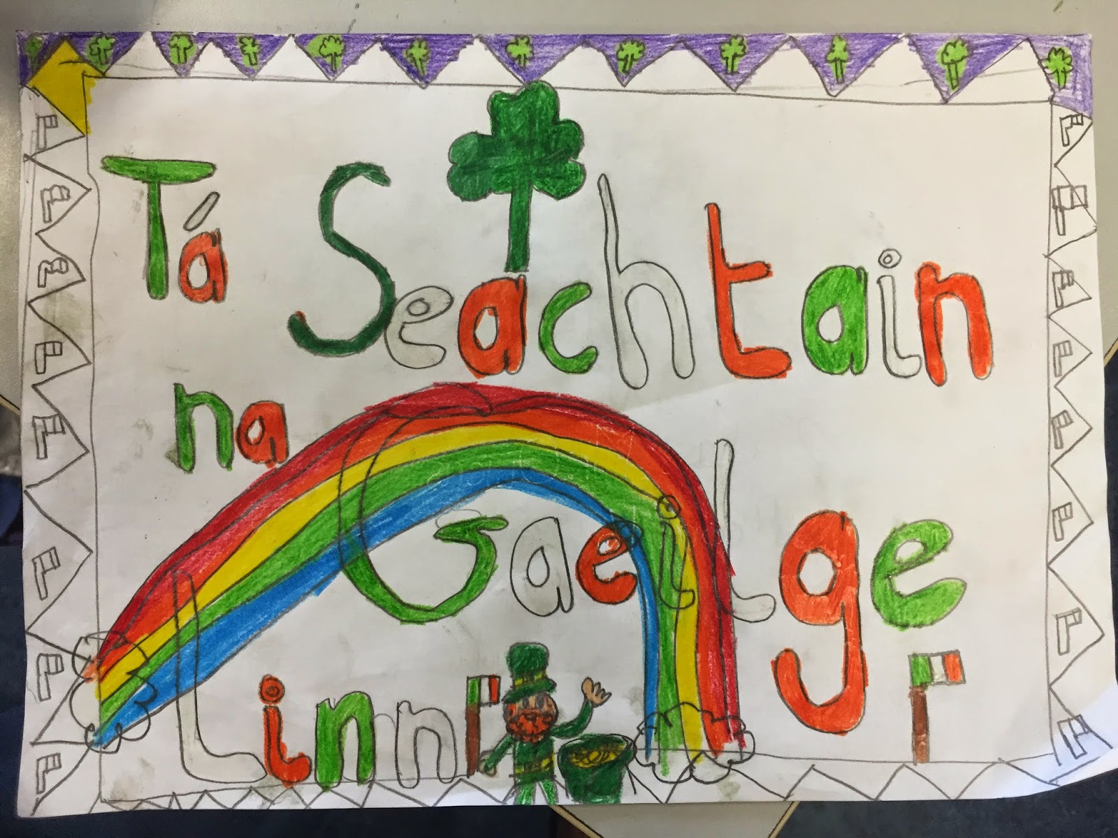 2nd Class Scoil Nioclais Tá seachtain na Gaeilge linn!