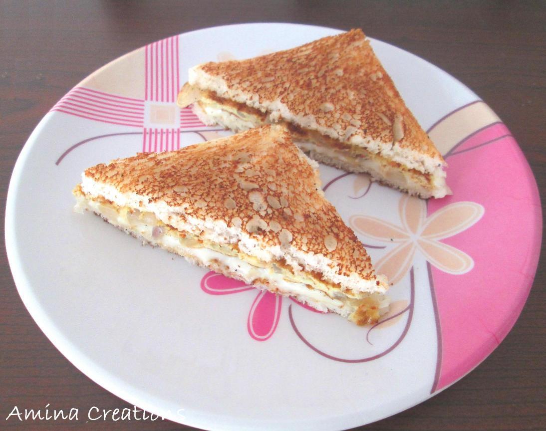 AMINA CREATIONS CHEESE OMELETTE SANDWICH