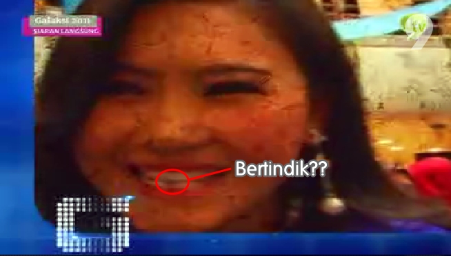 Artis+malaysia+tindik+lidah