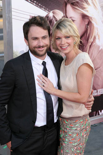 charlie day on reno 911 fashion histrionics man musings charlie day charlie day on reno 911 fashion histrionics man musings charlie day