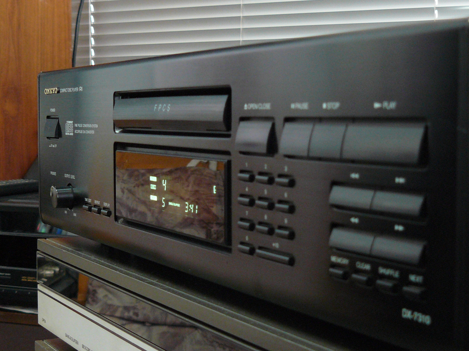 Onkyo DX7310 CD Player AudioBaza