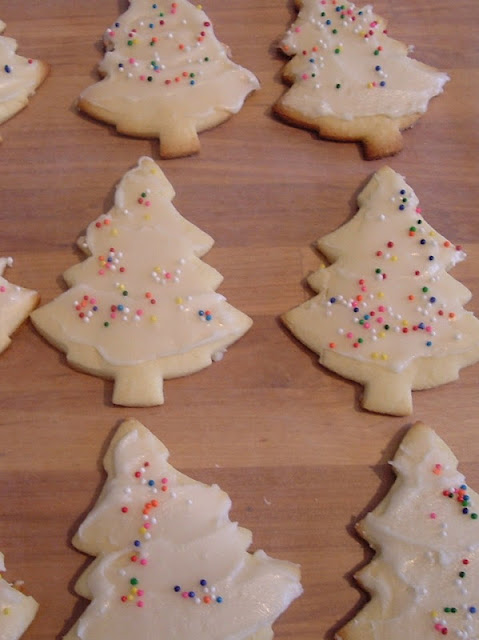 The Year of Less: Day 74: Rethinking the Christmas Budget