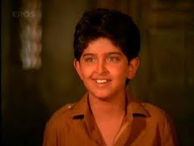 Hrithik Roshan childhood, young age and family photos | Photobundle