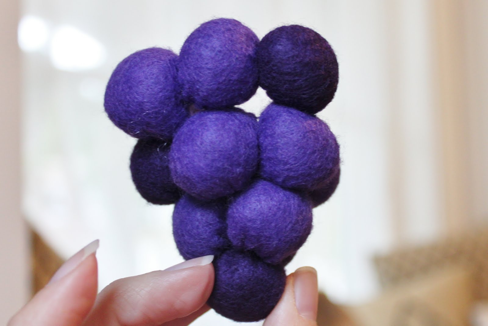 While Wearing Heels I Heart Fake Food Felt Grape Tutorial