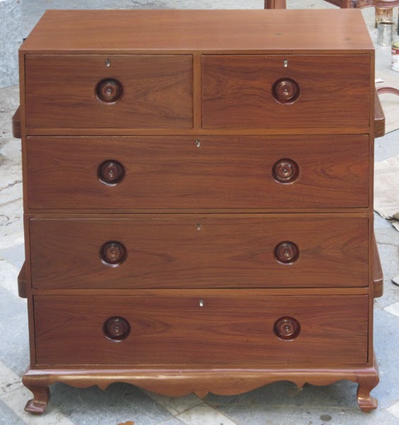 The Vintage Vogue Chennai Chest Of Drawers
