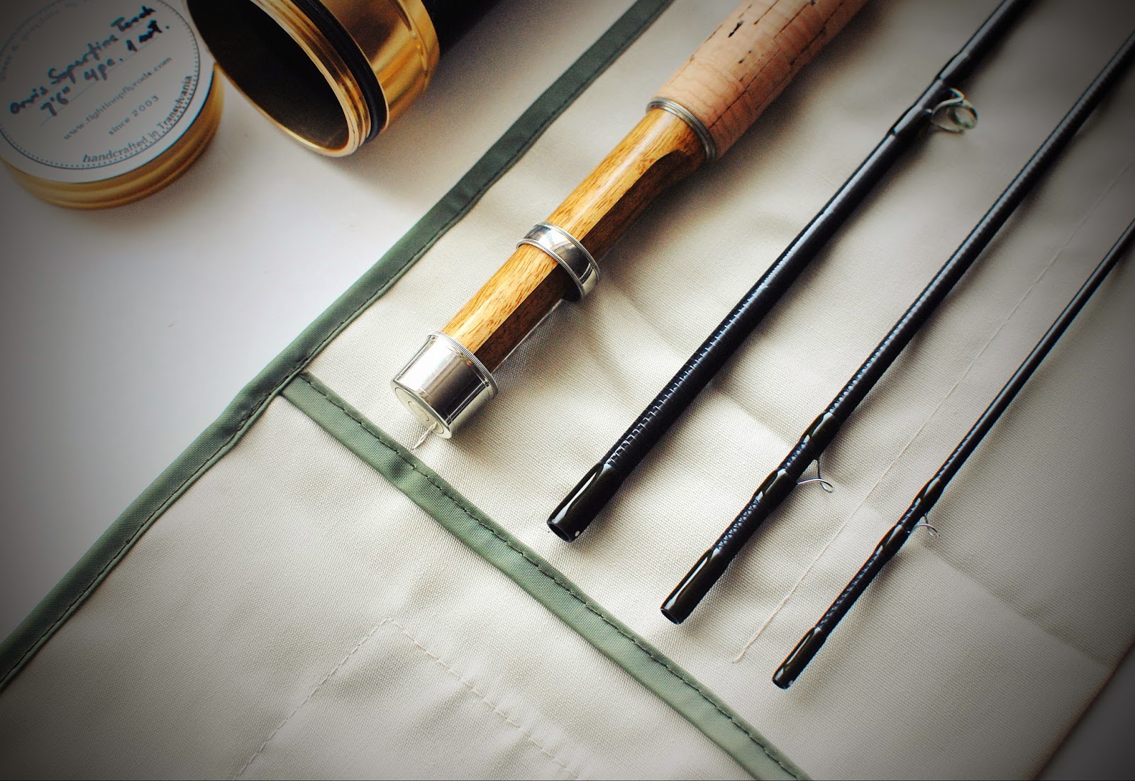 Handcrafted graphite and fiberglass fly rods Orvis Superfine Touch