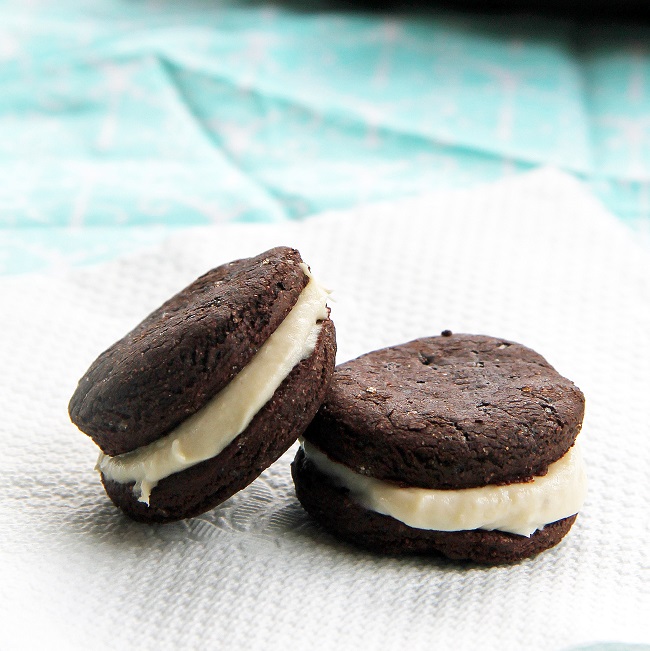 Mix it Up Healthy Oreo Cookies