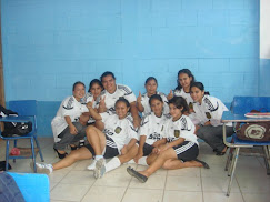 Campeonas del Campeonato Interaulas 2011 "Felicidades 6to Perito Contador"