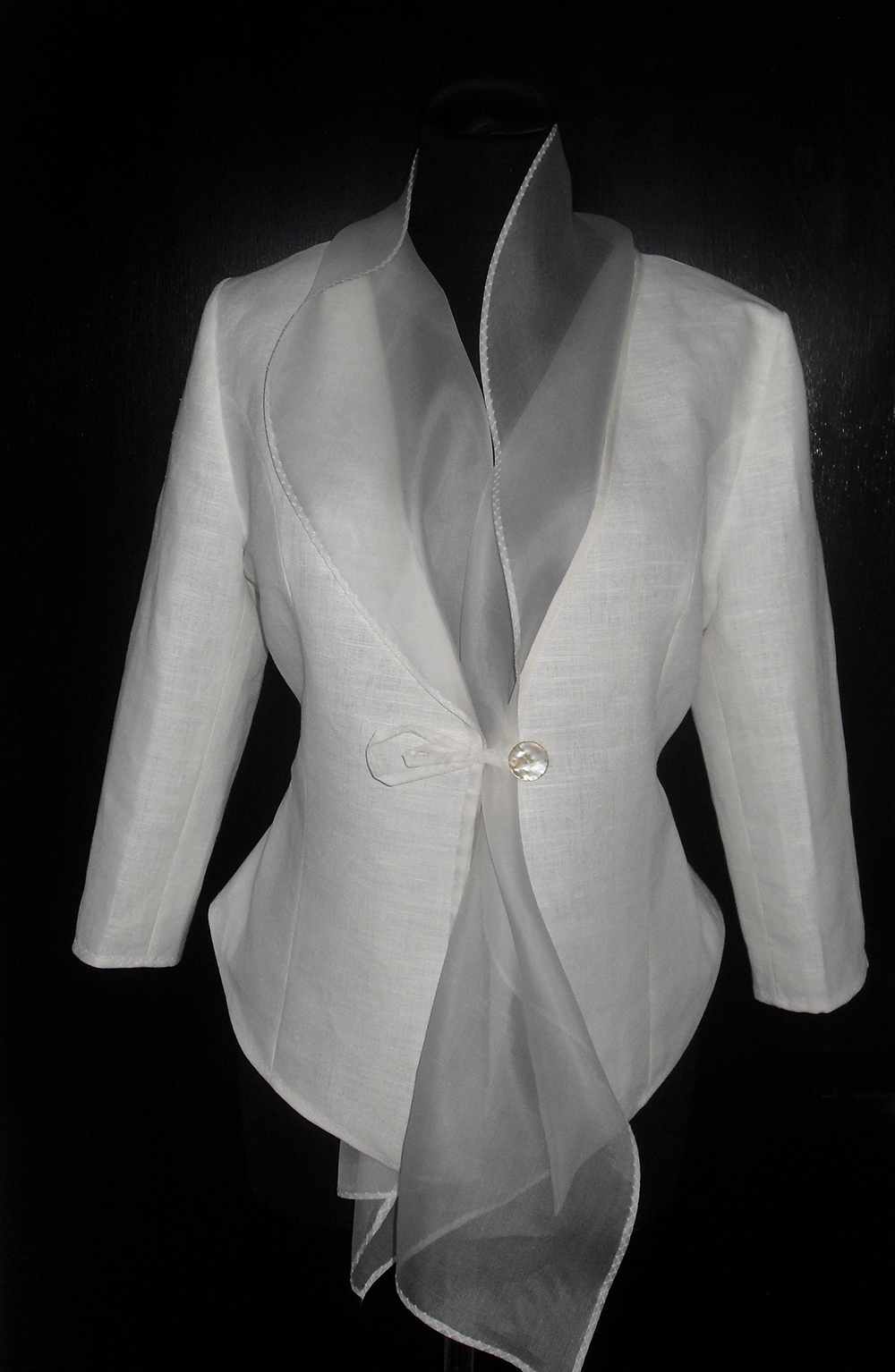 blog DD White linen jacket by FedRa on Etsy