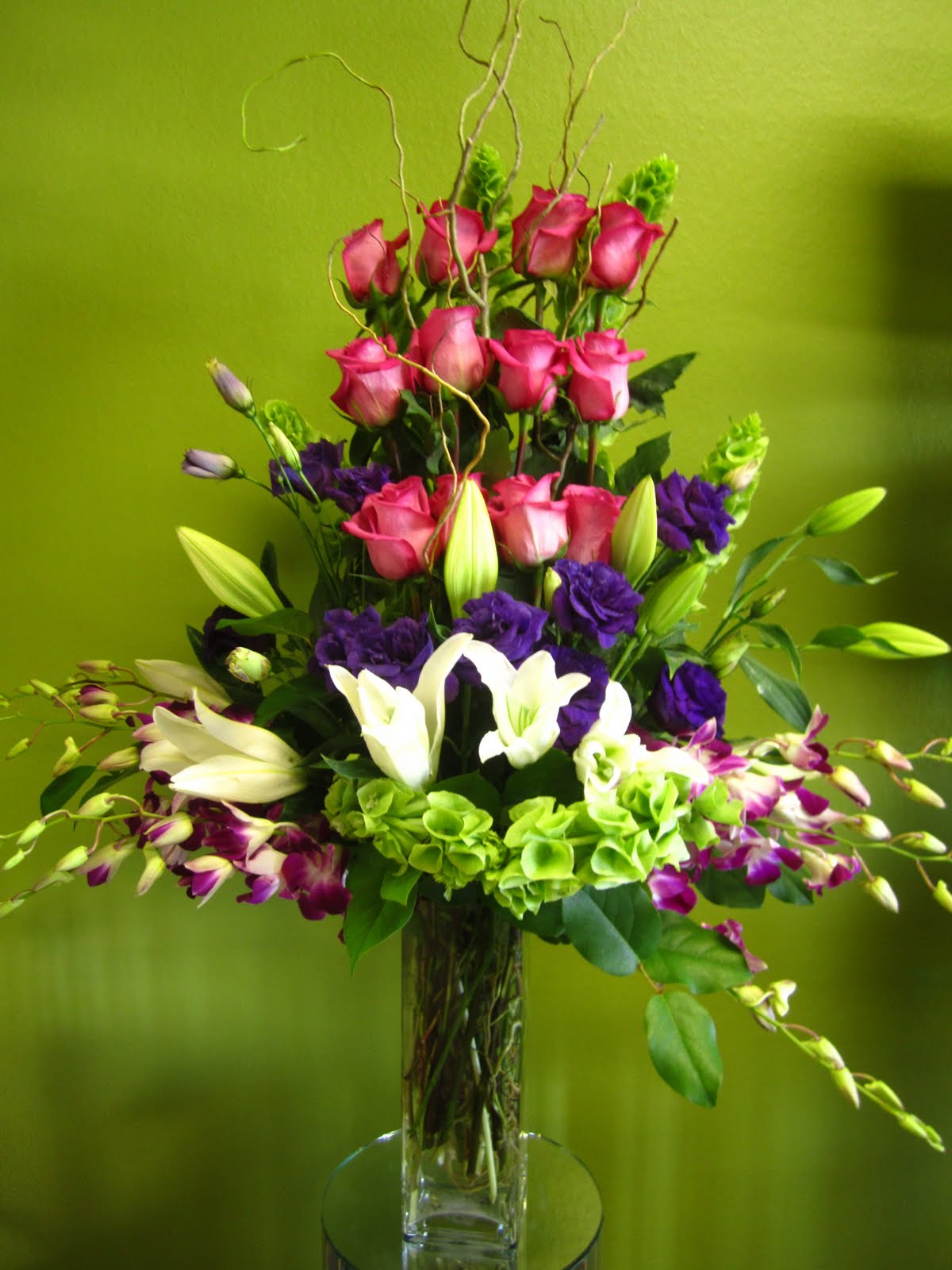 Bernardo's Flowers HighEnd Arrangements
