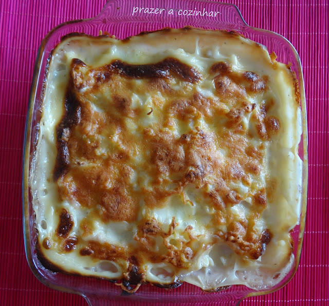 prazer a cozinhar - massa gratinada com maruca e vegetais