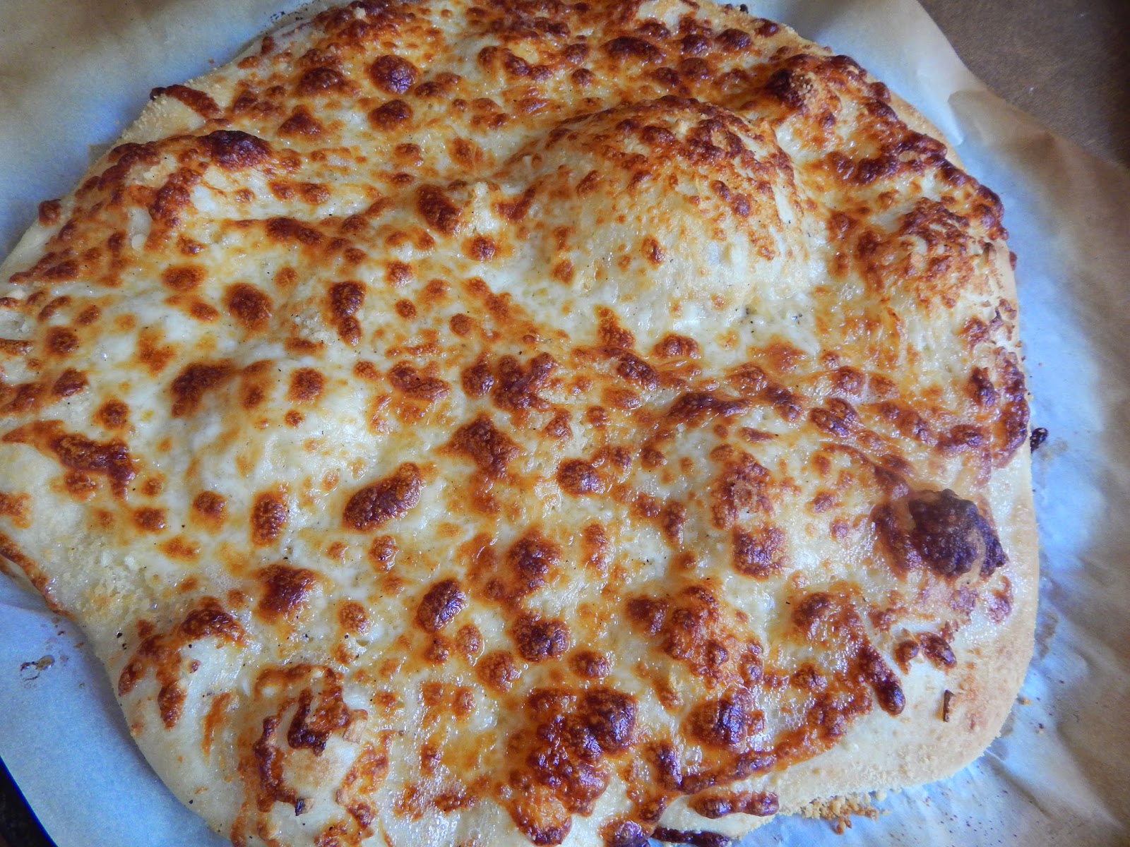 MorningNooNight Cheesy Garlic Chips