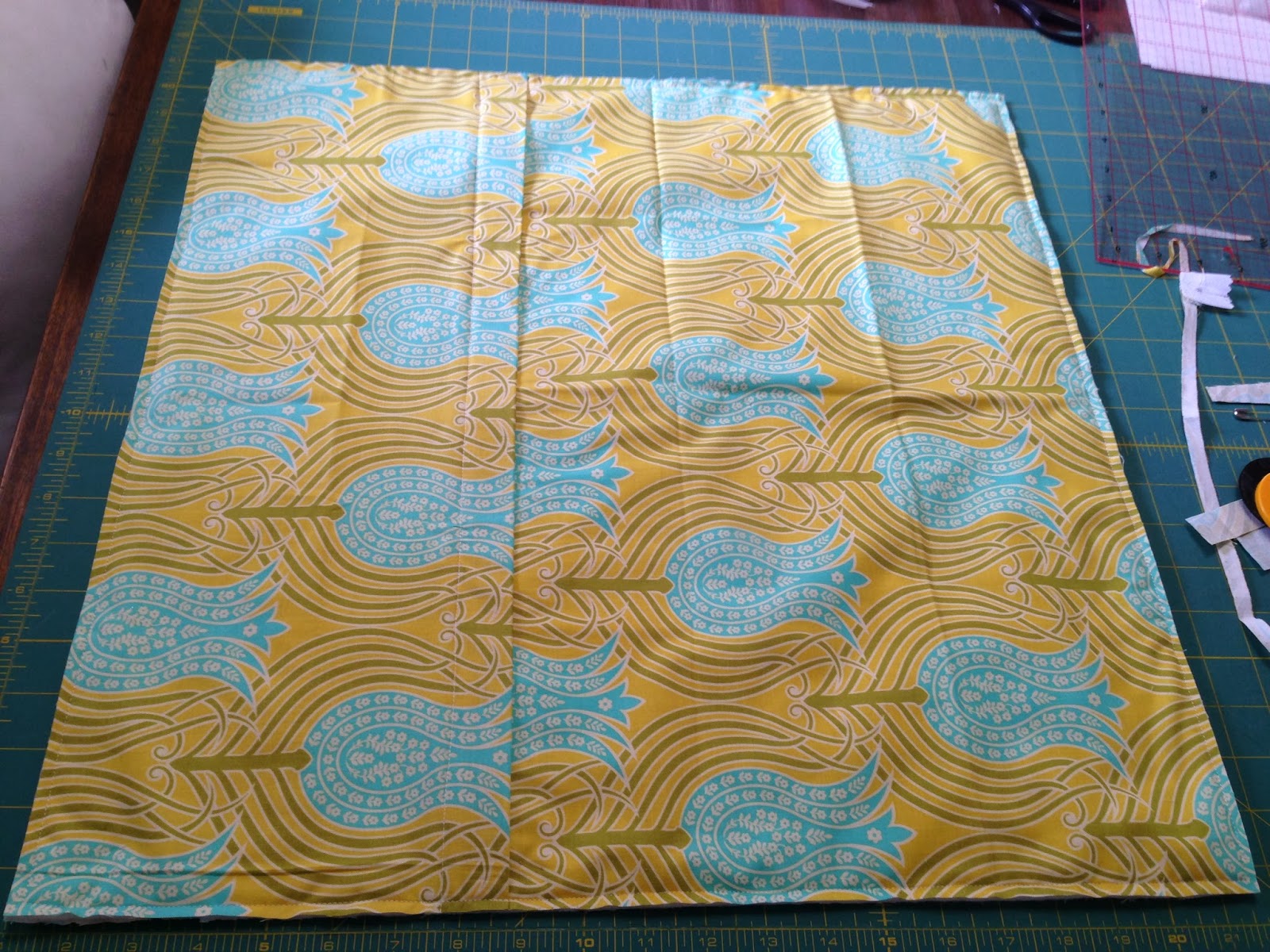 MsMidge Cushion For Christmas Blog Hop Paper Pieced & Machine