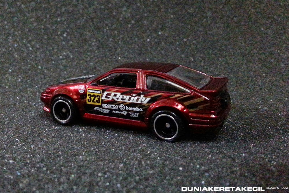 hot wheels toyota ae86 corolla super treasure hunt