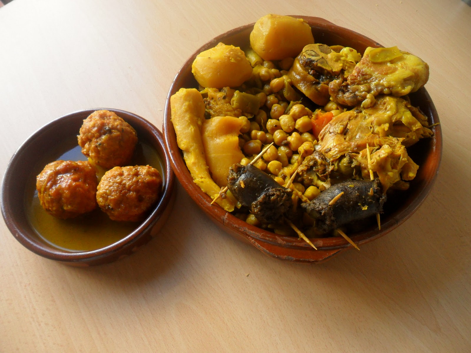 Entre fogones con la tigresa COCIDO CON PELOTAS