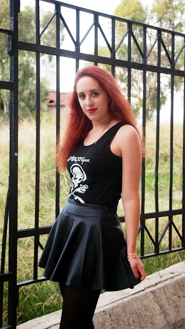 Redhead,outfit,rock,pretty little psycho,skirt,leather,leather skirt,persunmall,zara,pirate,pirate bar,hydra,ringsandtings, Rings and Tings,accessories ,winter, 2013, 2014,spotlights on the redhead