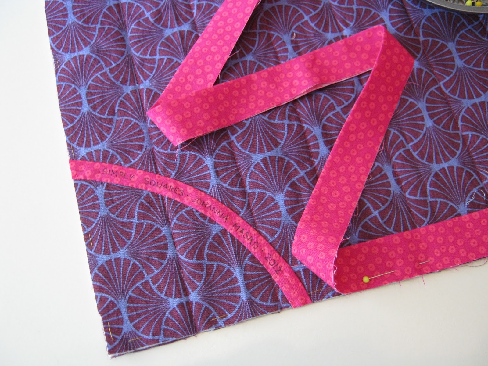 Seams Likely Tutorial Curved Bias Quilt Label