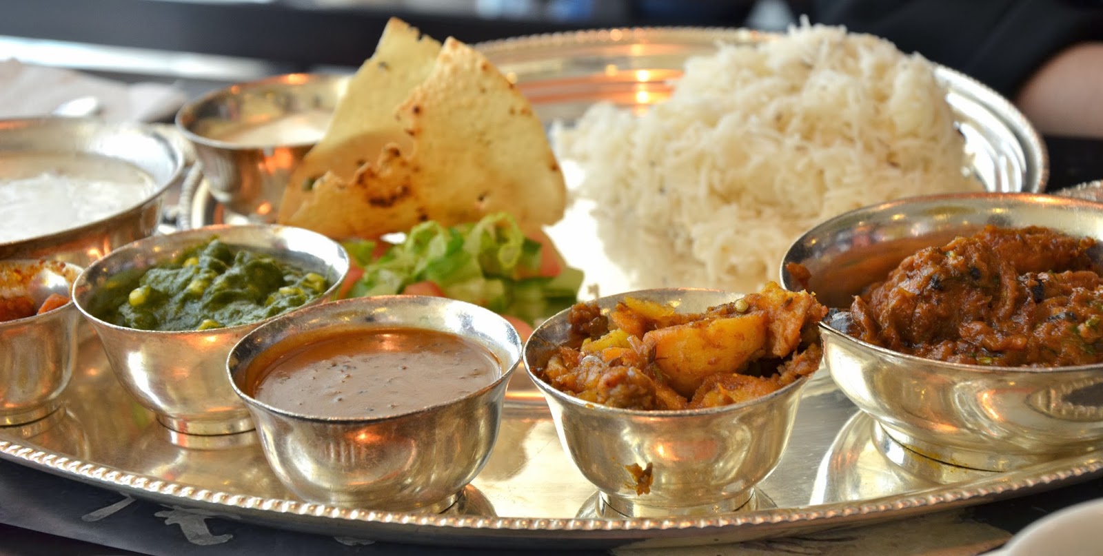 Living to EAT: De Thali - Indian Restaurant - LuLu ...