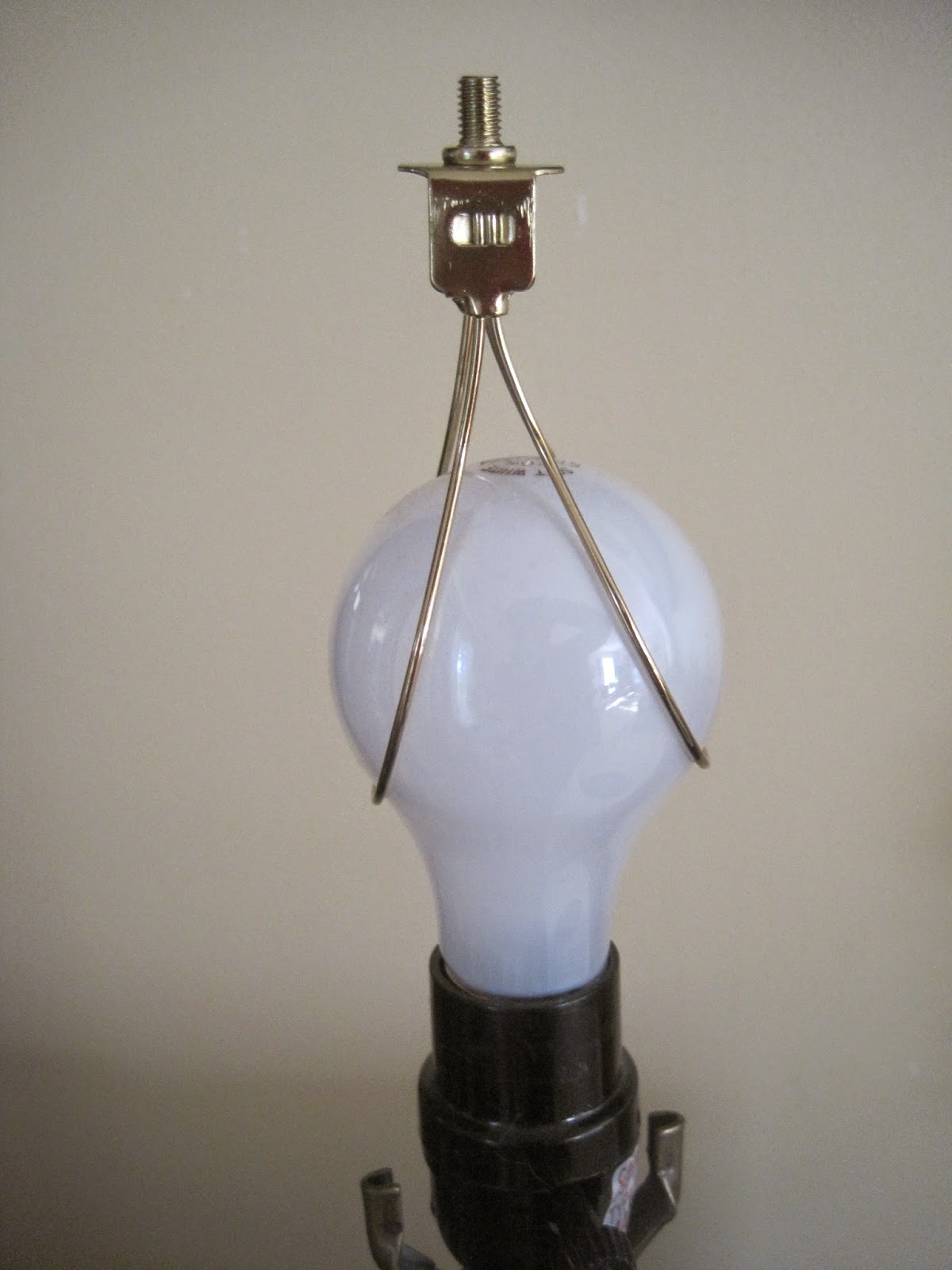 Decorated Chaos How to Modify Any Lamp Shade to Fit Your Lamp